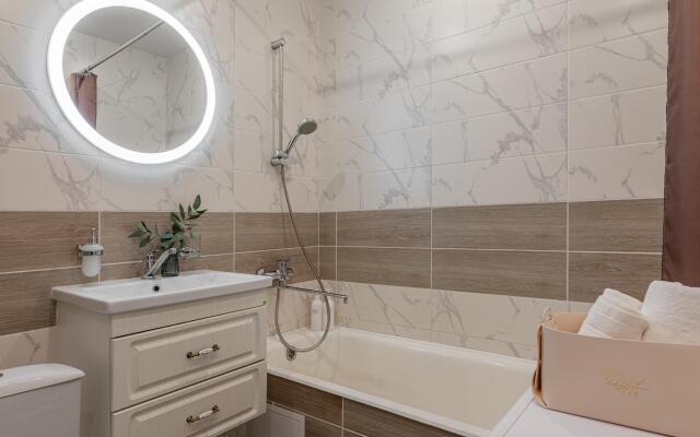 Лайт Апартаменты на улице Токарей 40