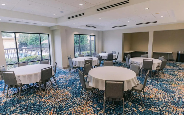 Hampton Inn Knoxville-West At Cedar Bluff