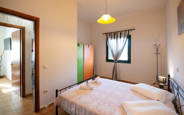 Peroulakis Traditional House