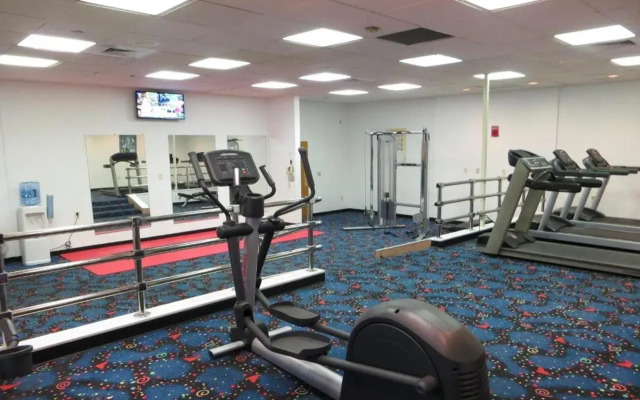 Maingate Lakeside Resort