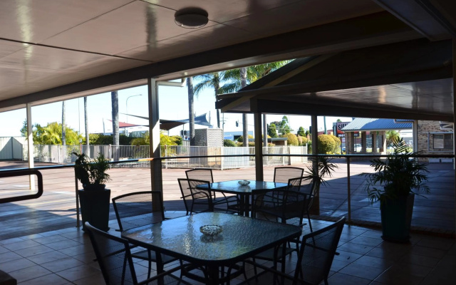 Sunray Motor Inn