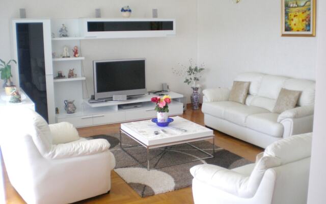 Villa With 3 Bedrooms in Umag, With Private Pool, Enclosed Garden and