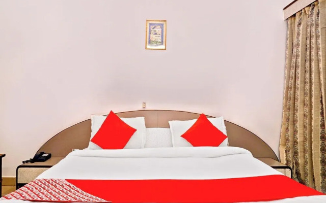 Hotel Darshan Towers