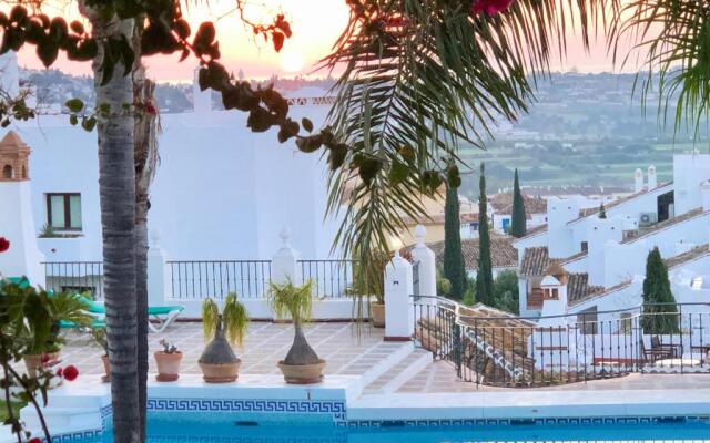 Luxury Puebla Aida Apartment with Golf View