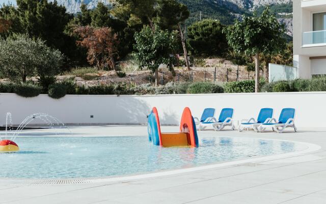Romana Beach Apartments
