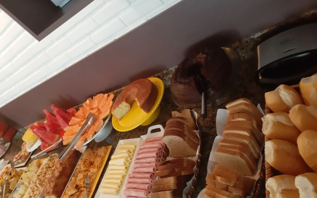 Hotel Cantinho Verde