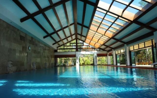 Puer Mei Zi Lake Hotel & Resorts