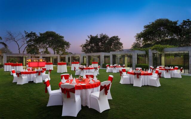 Crowne Plaza Hotel Gurgaon by IHG