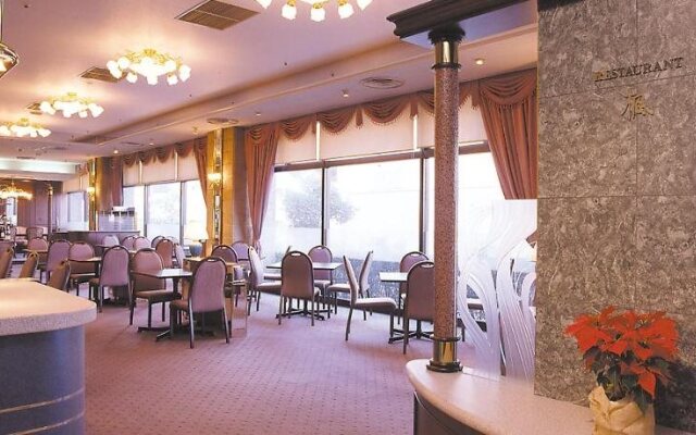 Hotel Fukushima Green Palace