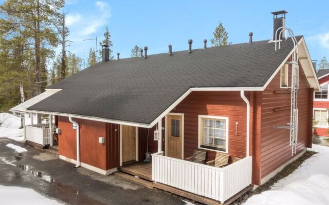 Holiday Home Nuottiukko