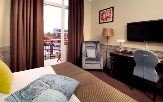 Home Hotel Post