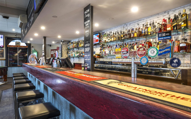 Nightcap at Federal Hotel Mt Gambier