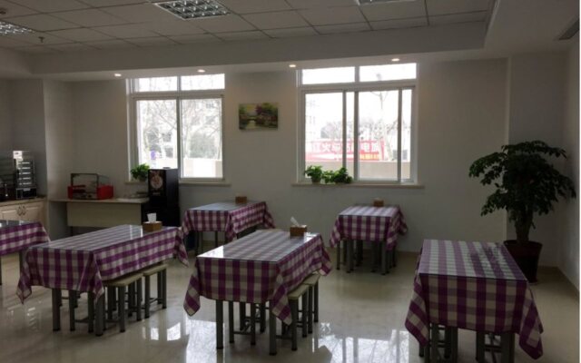 GreenTree Inn Jiangsu Zhenjiang Yaohan Express Hotel