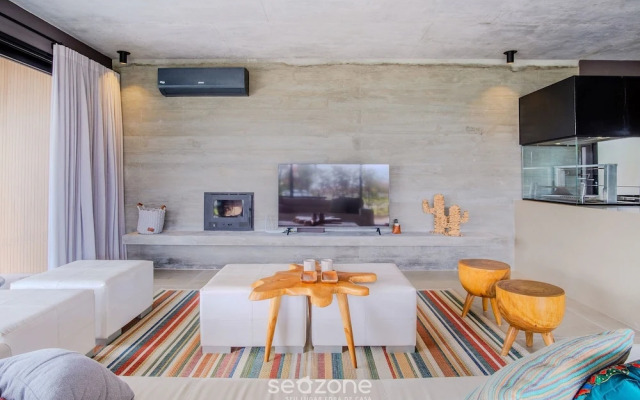 Modern House With Pool Next to Surfland Roi00