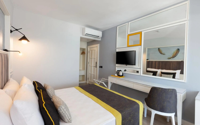 The Raga Side - Adults Only - All inclusive
