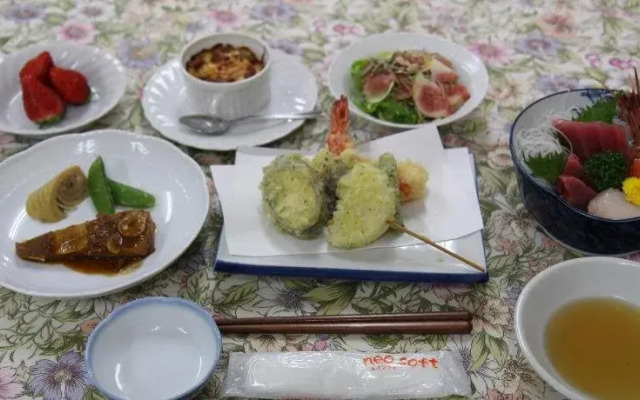 Shirako White Palace