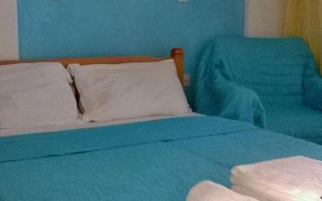 Studios Parian Blu