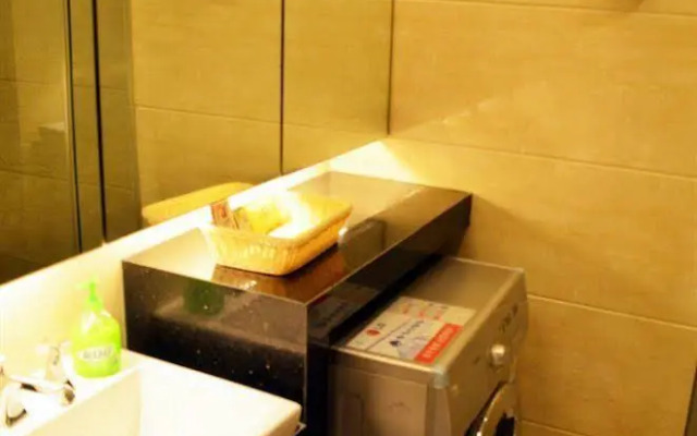 CQ Apartment Xingguang Branch