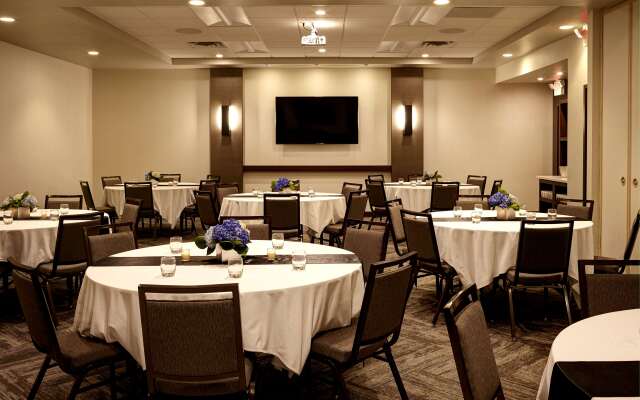 Hyatt Place Madison / Verona