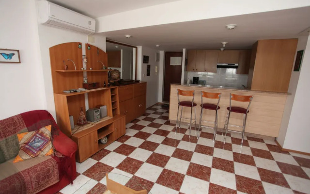 Split Apartments Peric