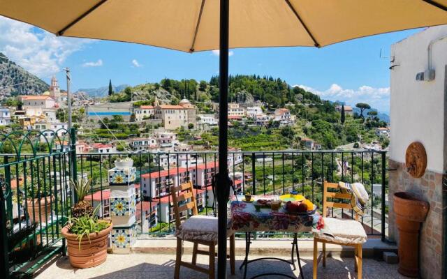 Lucy's house - comfortable apartment in Amalfi