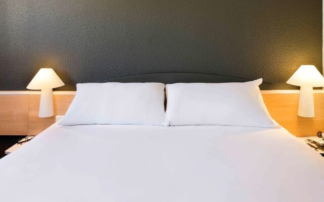 ACE Hôtel Travel Fabrègues - A9 Montpellier Sud