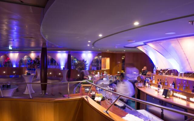 Queen Elizabeth 2 Hotel by Accor