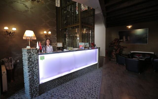 Hotel Çarshia e Jupave