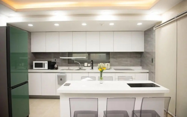 Poolstory 6 pool villa