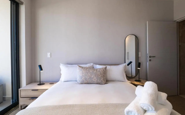Rockwell 613 by CTHA, Cape Town