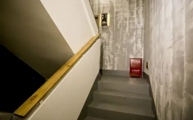 Wax Home City Homestay