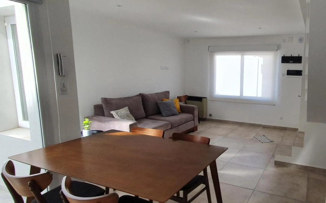 Moderno Duplex 5 con cochera