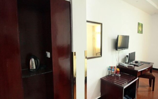 Anyi Star Chain Hotel