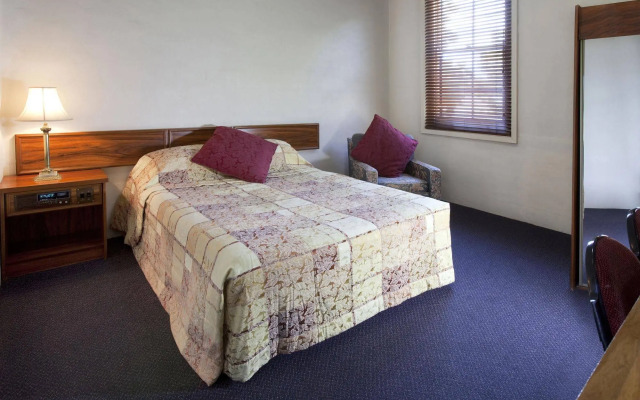 Seaton Arms Motor Inn