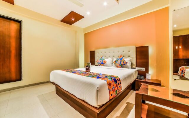 FabExpress Malad Residency