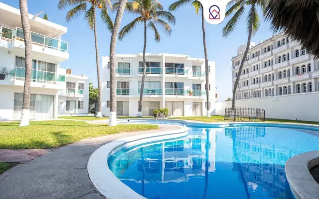 Playa Azul Apt with Sea views & Pool