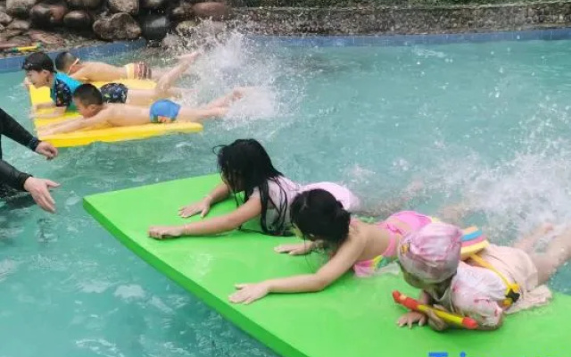 Emei Mountain Hot Spring Hotel