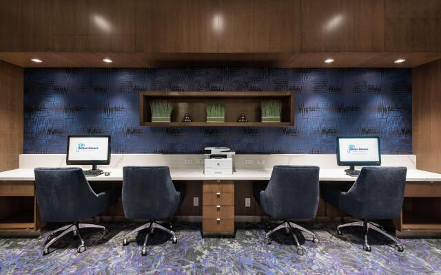 Hilton Garden Inn Ottawa Downtown