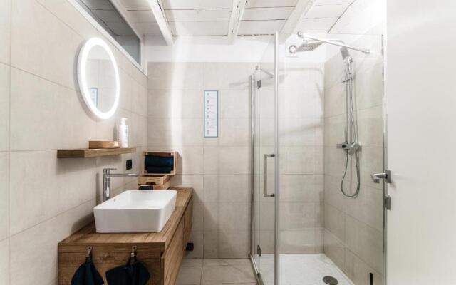 Suite Fontana - by MyHomeInComo