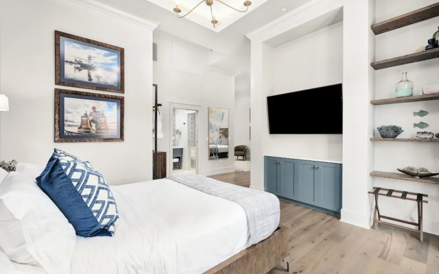 The Flying Fifty, a Luxury Boutique Hotel