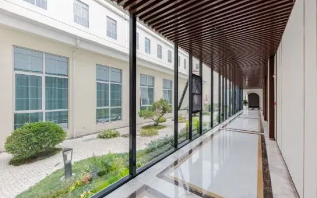 Qingfeng Garden Hotel