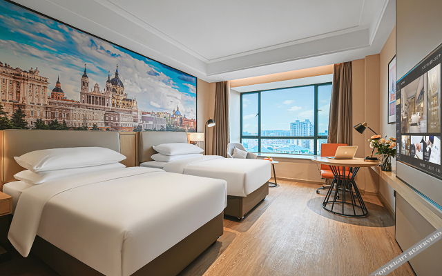 Vienna International Hotel (Guangzhou North Station Huadu Square Subway Station)