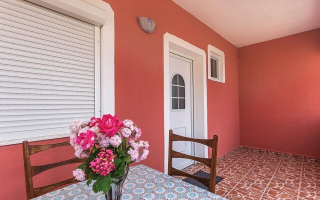 Nice Home in Vodnjan With Wifi and 4 Bedrooms