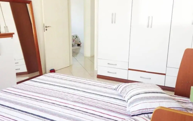 Apartamento a 200m do Mar BCHost 17