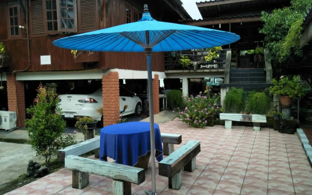 Oui Kaew Homestay