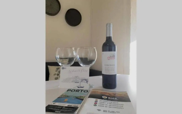 Rian - central 2 bedroom Apartment in Porto