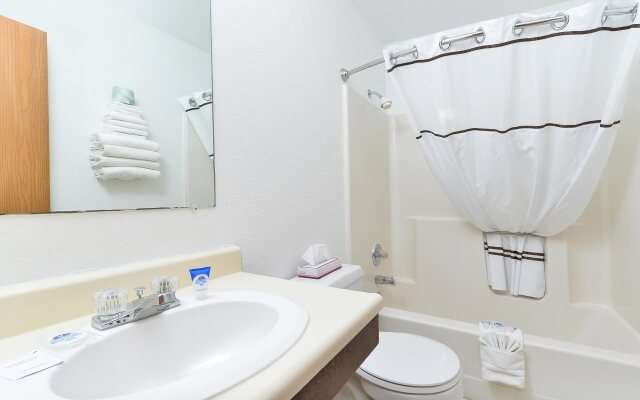 Americas Best Value Inn Kadoka
