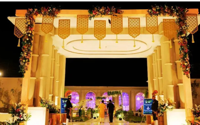 Orchha River Stone Resort