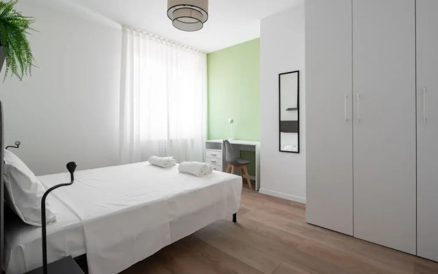 Carducci Modern Apartment 4 by Wonderful Italy