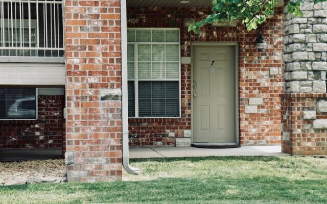 Perfectly Romantic Branson Condo